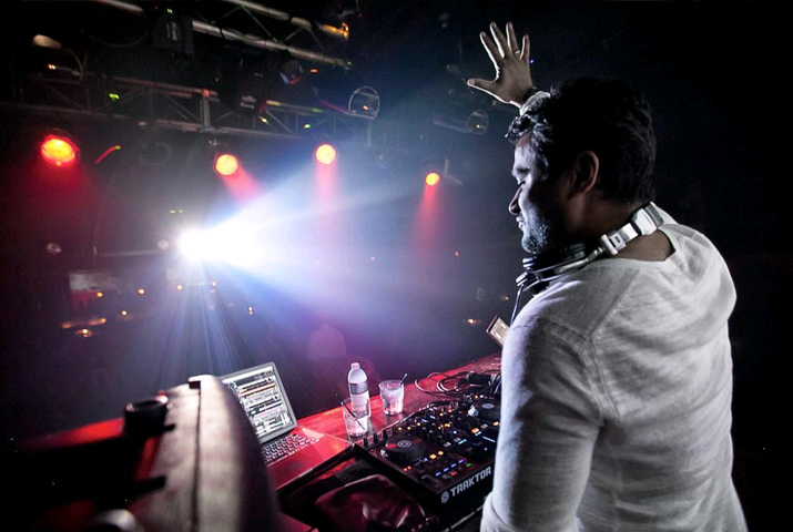 /media/k2/galleries/63979/Masquerade-02