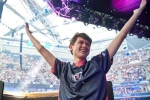 online gaming, online gaming, 16 year old american teen wins 3 million by playing video games, Video games