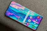 OLED Panels By Samsung latest, OLED Panels By Samsung breaking, google and iphones to feature oled panels by samsung, Iphone fold