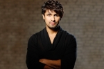 sonu nigam lyrics in hindi, seafood allergy symptoms, sonu nigam in icu due to severe seafood allergy know causes symptoms, Sonu nigam