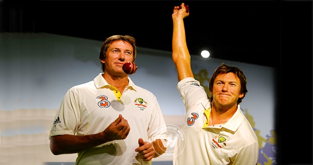 Glenn McGrath waxed!},{Glenn McGrath waxed!