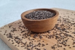 Chia Seeds breaking, Chia Seeds, who should avoid chia seeds, Healthy d