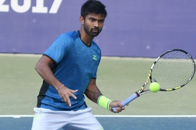 Indian Tennis Star Wins Doubles Title in U.S