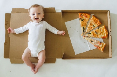 Mom Documents Her Baby’s Monthly Growth with Pizza! Check out Creative Baby Monthly Milestone Pictures